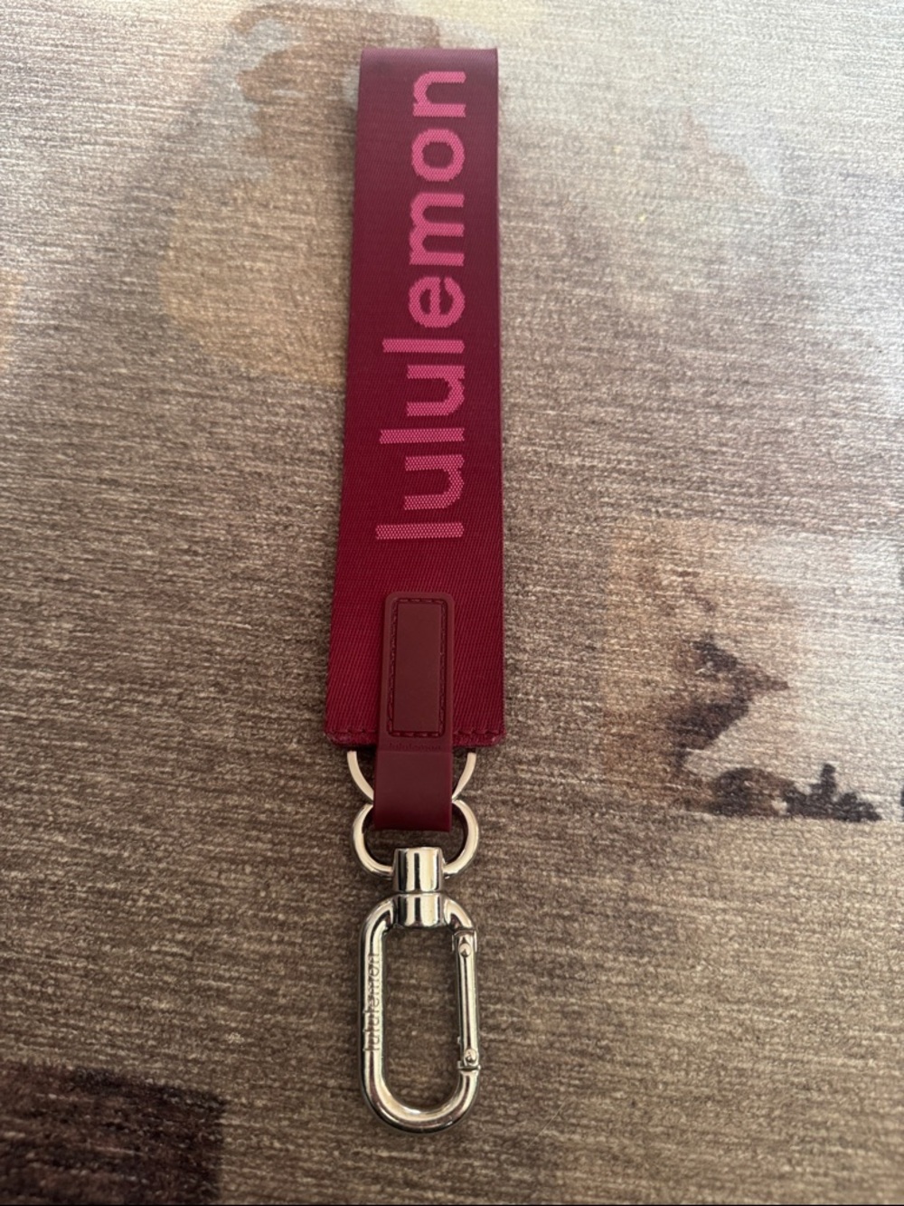 lululemon athletica burgundy and pink key & card holder strap